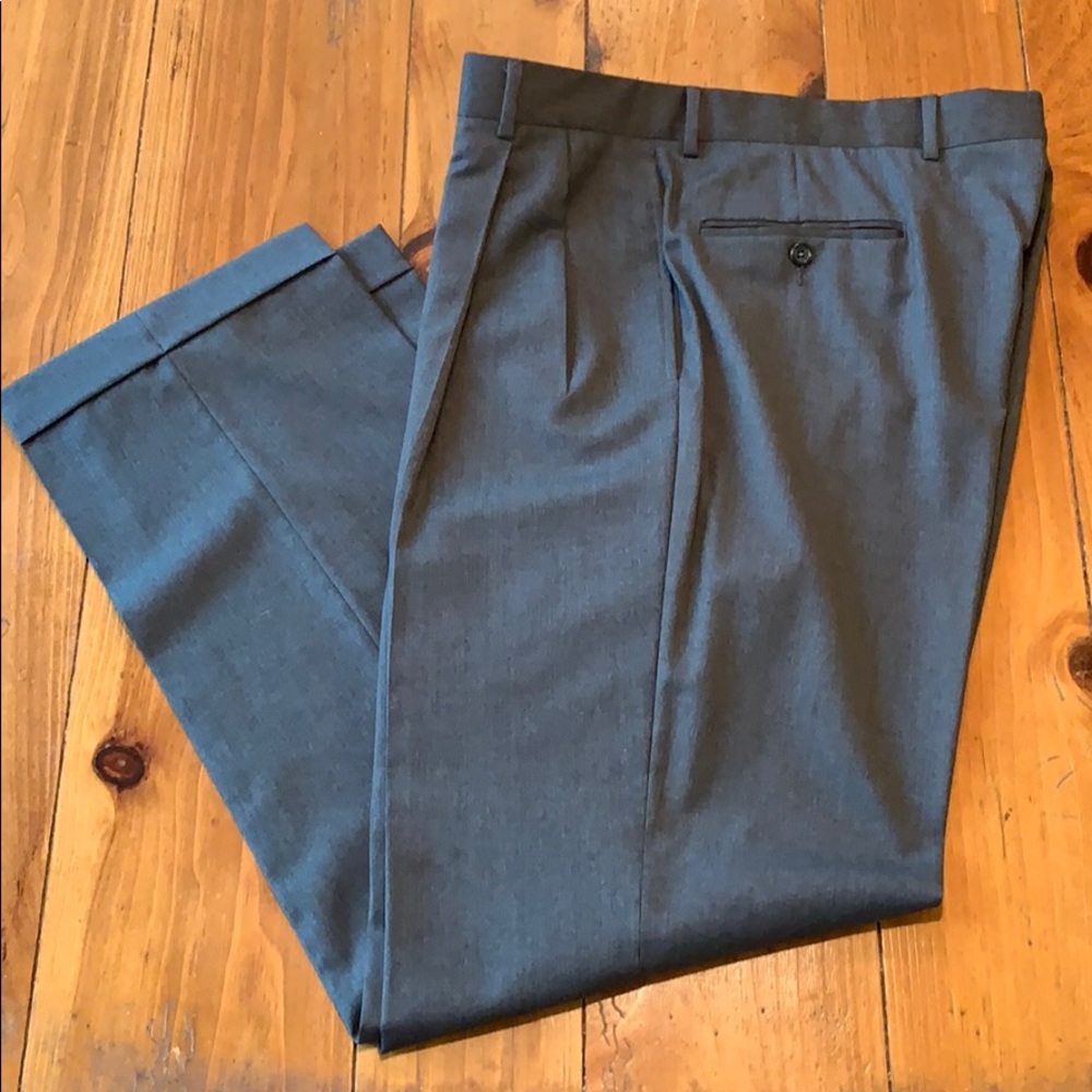 Men’s Jos A Bank grey dress pants 36x33